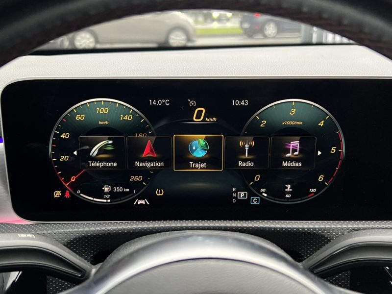 MERCEDES CLASSE A 4 IV AMG LINE 180 D 1.5 116 Cv BVA7 TOIT OUVRANT INTERIEUR CUIR - GARANTIE 1 AN