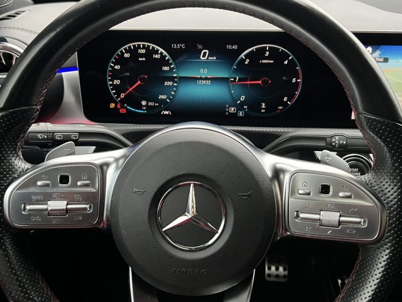 MERCEDES CLASSE A 4 IV AMG LINE 180 D 1.5 116 Cv BVA7 TOIT OUVRANT INTERIEUR CUIR - GARANTIE 1 AN