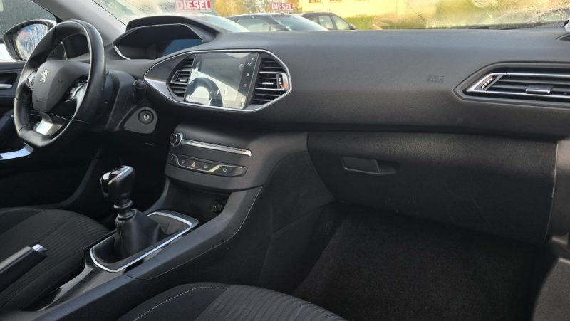 PEUGEOT 308 1.5 BLUEHDI 130CH PREMIUM PACK 2021