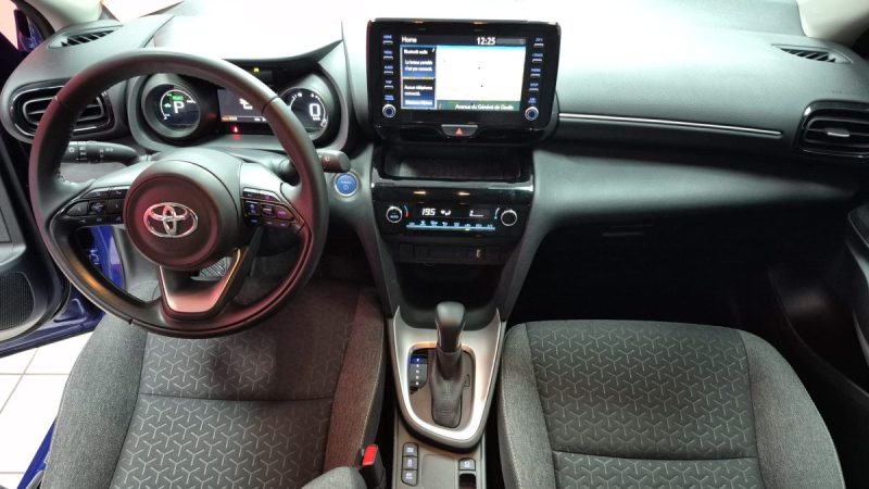 TOYOTA YARIS CROSS SUV 116cv HYBRIDE/1 ERE MAIN/TVA RECUPERABLE