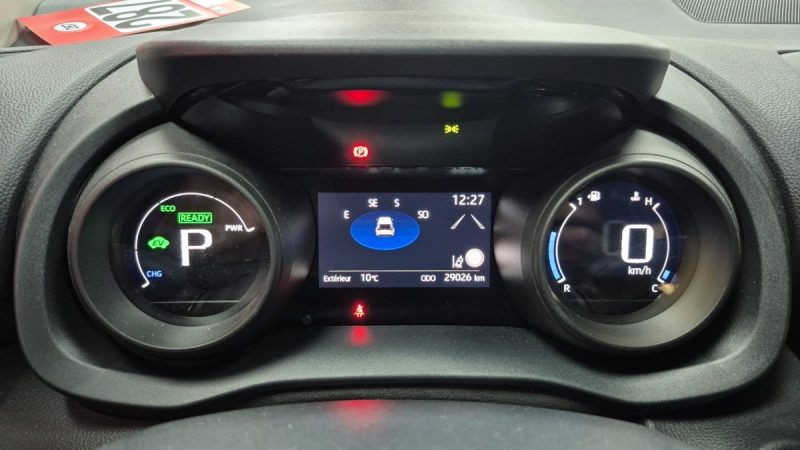 TOYOTA YARIS CROSS SUV 116cv HYBRIDE/1 ERE MAIN/TVA RECUPERABLE
