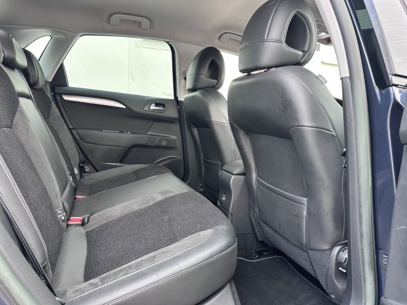 CITROEN C4 1.6 E-HDI 115 FAP CONFORT ETG6 / 1ERE MAIN / FAIBLE KILOMETRE 