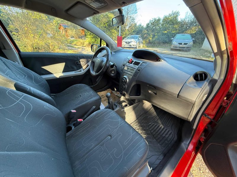 TOYOTA YARIS 1.0 VVT-I 68 FRANCE 3P 2010