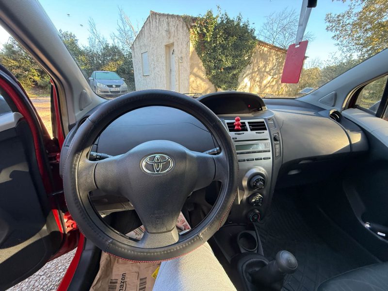 TOYOTA YARIS 1.0 VVT-I 68 FRANCE 3P 2010