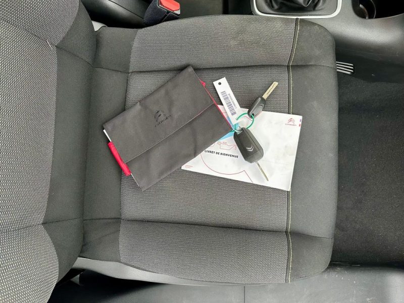 CITROEN C3 1.5 BLUEHDI 100 SHINE *1ÈRE MAIN* 