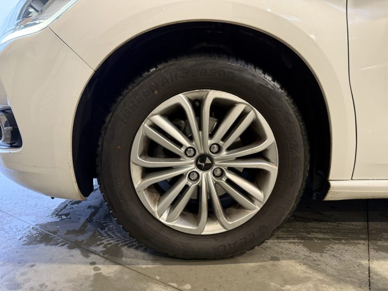 DS DS4 1.6 HDI 120ch SOCHIC / KIT DISTRI NEUF