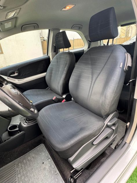 TOYOTA YARIS 1.3 VVT-I 87CV/GARANTIE 12MOIS/ EMBRAYAGE NEUF  2007