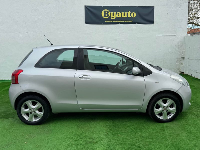 TOYOTA YARIS 1.3 VVT-I 87CV/GARANTIE 12MOIS/ EMBRAYAGE NEUF  2007