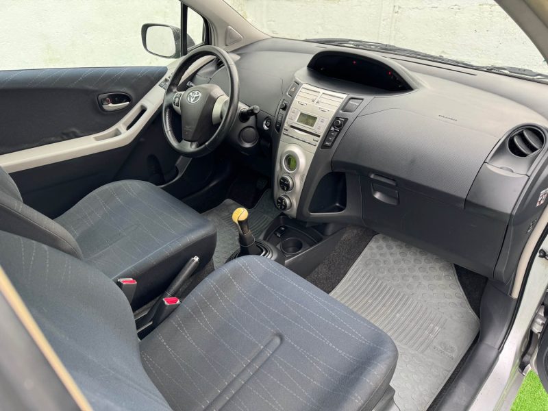 TOYOTA YARIS 1.3 VVT-I 87CV/GARANTIE 12MOIS/ EMBRAYAGE NEUF  2007