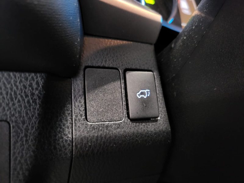 TOYOTA RAV4 184CH HYBRIDE 2WD CVT BLACK EDITION