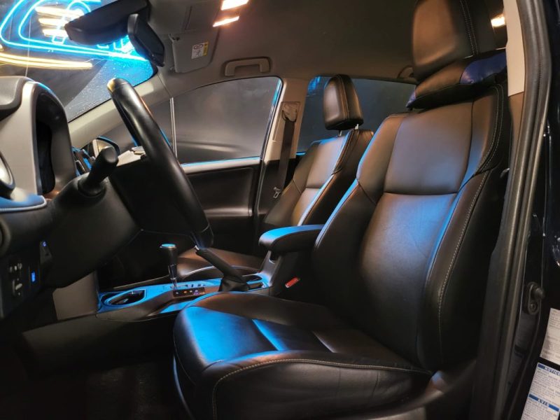 TOYOTA RAV4 184CH HYBRIDE 2WD CVT BLACK EDITION