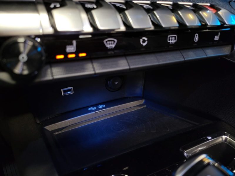 PEUGEOT 3008 II 1.6 180CH S&S ALLURE PACK + OPTIONS EAT8 TOIT OUVRANT / SIEGES CHAUFANTS / CAMERA 