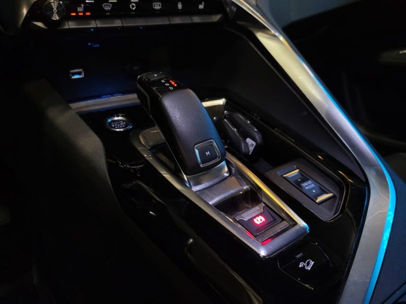 PEUGEOT 3008 II 1.6 180CH S&S ALLURE PACK + OPTIONS EAT8 TOIT OUVRANT / SIEGES CHAUFANTS / CAMERA 