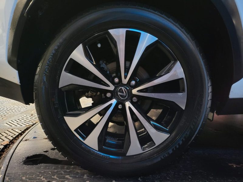 LEXUS NX300H 2.5 300H F SPORT / TOIT PANORAMIQUE / ATTELAGE / SUIVI COMPLET  