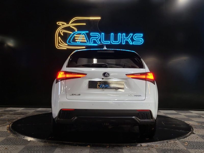 LEXUS NX300H 2.5 300H F SPORT / TOIT PANORAMIQUE / ATTELAGE / SUIVI COMPLET  