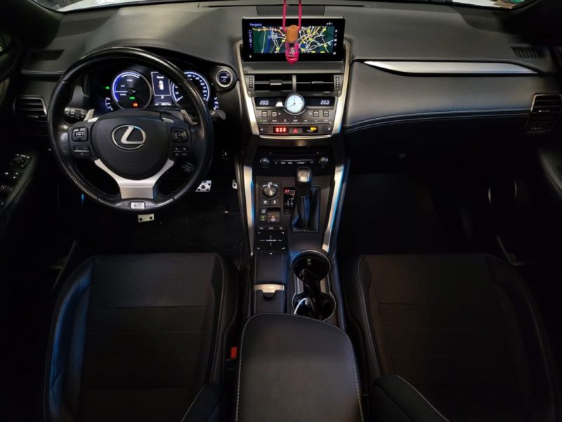 LEXUS NX300H 2.5 300H F SPORT / TOIT PANORAMIQUE / ATTELAGE / SUIVI COMPLET  