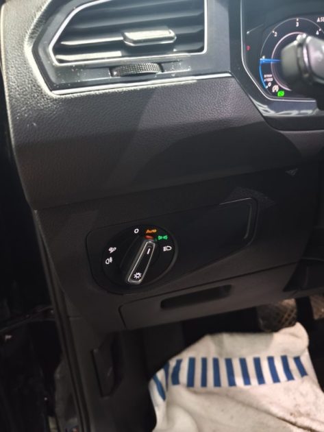 VOLKSWAGEN VW TIGUAN 2.0 TDI 150CV FINITION ELEGANCE - BOITE AUTOMATIQUE DSG7 - FAIBLE KILOMETRAGE  2.0 TDI 150CH R-LINE EXCLUSIVE DSG7 2023