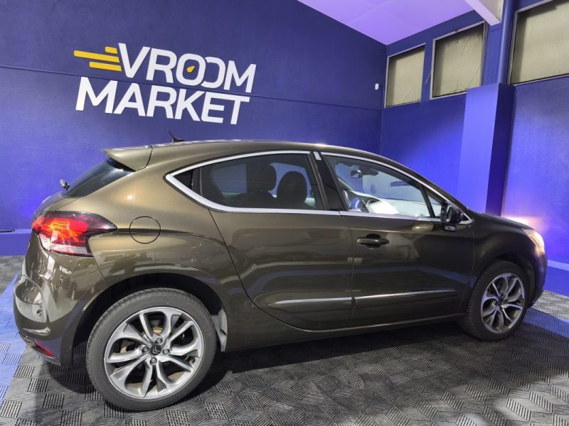 CITROEN CITROEN DS4 1.6 THP 200CV - FINITION SPORT CHIC - FAIBLE KILOMETRAGE  1.6 THP 200CH SPORT CHIC 2012