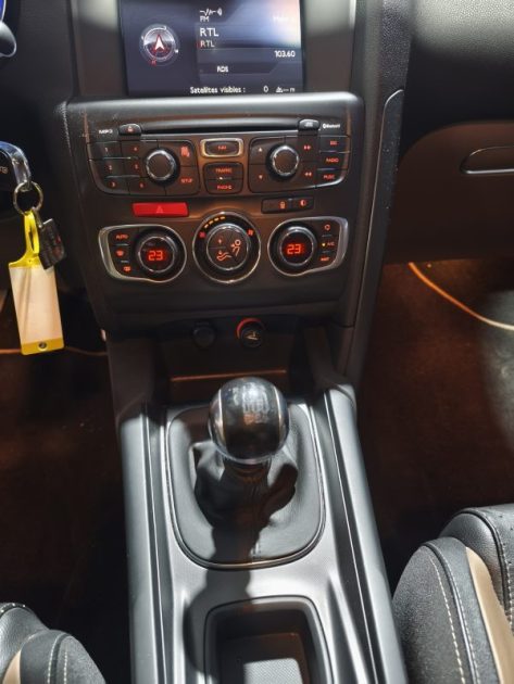 CITROEN CITROEN DS4 1.6 THP 200CV - FINITION SPORT CHIC - FAIBLE KILOMETRAGE  1.6 THP 200CH SPORT CHIC 2012