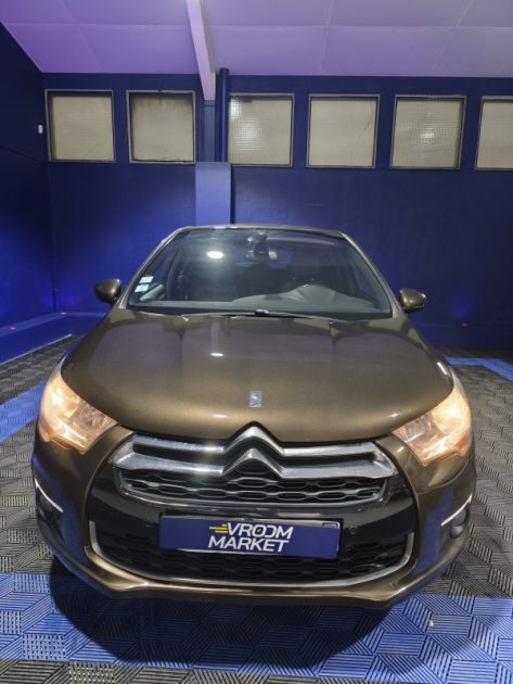 CITROEN CITROEN DS4 1.6 THP 200CV - FINITION SPORT CHIC - FAIBLE KILOMETRAGE  1.6 THP 200CH SPORT CHIC 2012
