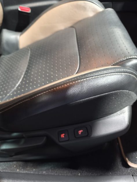 CITROEN CITROEN DS4 1.6 THP 200CV - FINITION SPORT CHIC - FAIBLE KILOMETRAGE  1.6 THP 200CH SPORT CHIC 2012