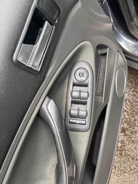 FORD KUGA 2.0 TDCI 140 TITANIUM 4X4 2011