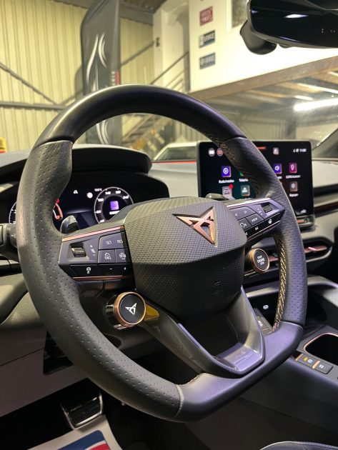 MAGNIFIQUE CUPRA TERRAMAR 150CH HYBRID DSG7 (GARANTIE CONSTRUCTEUR, 1ÈRE MAIN, SIÈGES CHAUFFANTS)