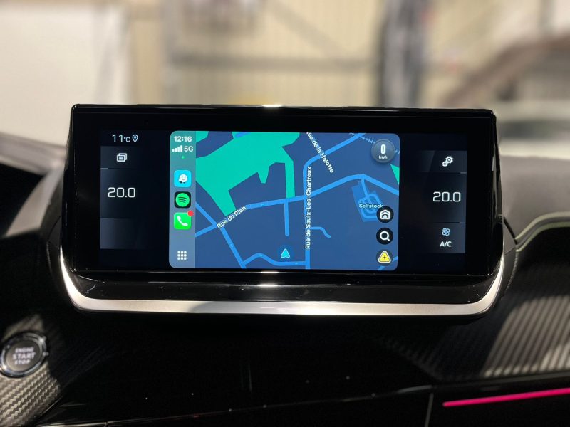 MAGNIFIQUE PEUGEOT 208 GT 1.2 100CH (1ÈRE MAIN, APPLE CARPLAY, CAMÉRA DE RECUL, BLUETOOTH)⭐️⭐️⭐️⭐️⭐️