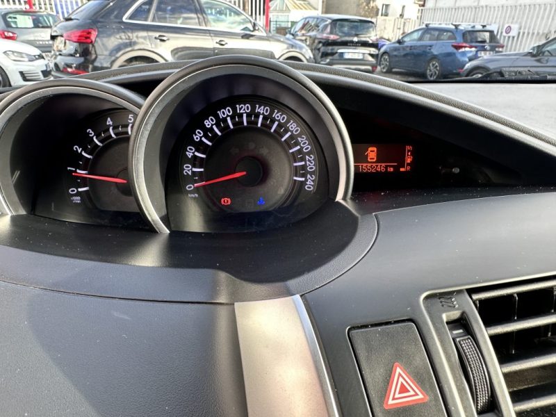 TOYOTA VERSO 112 D-4D BUSINESS 7 PLACES