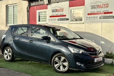 TOYOTA VERSO 112 D-4D BUSINESS 7 PLACES