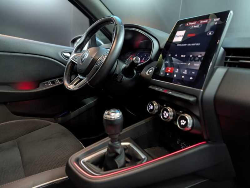 RENAULT CLIO V 1.5 BLUE DCI 115ch INTENS