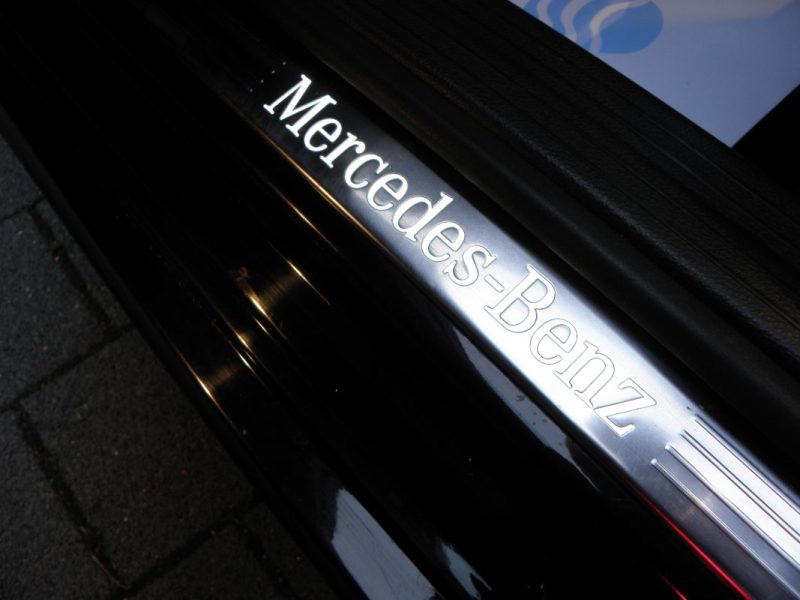 MERCEDES CLA SHOOTING BREAK 200 D 136 CH AMG LINE 2018