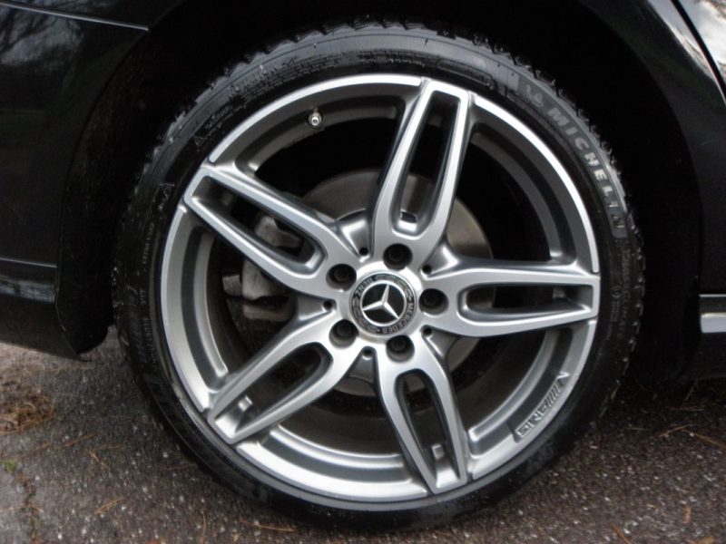 MERCEDES CLA SHOOTING BREAK 200 D 136 CH AMG LINE 2018