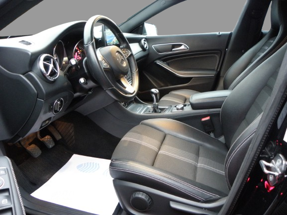 MERCEDES CLA SHOOTING BREAK 200 D 136 CH AMG LINE 2018