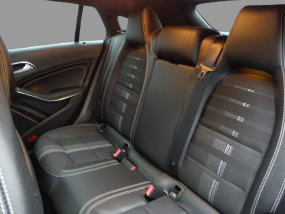 MERCEDES CLA SHOOTING BREAK 200 D 136 CH AMG LINE 2018