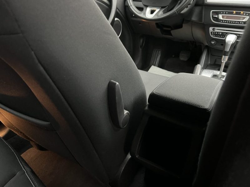 RENAULT MEGANE 3 III 2.0 16V 140 Cv BOITE AUTOMATIQUE 5 PORTES - GARANTIE 1 AN