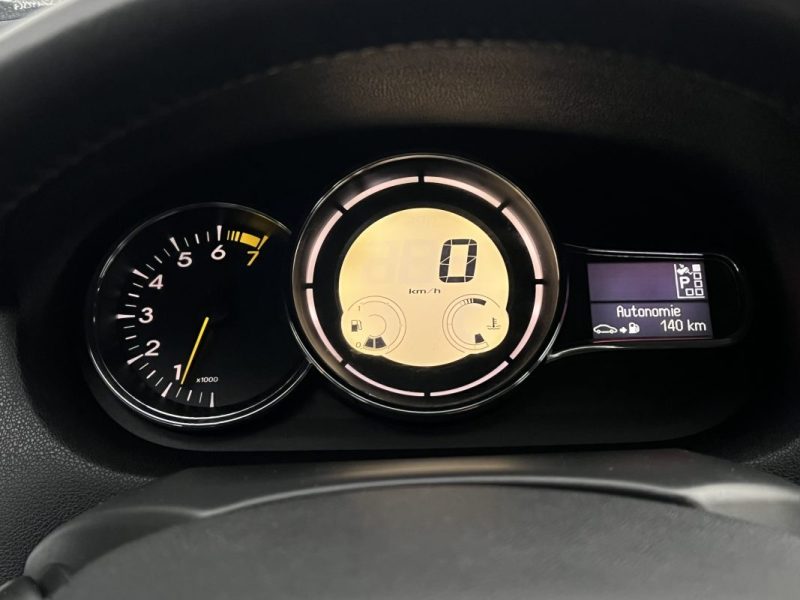 RENAULT MEGANE 3 III 2.0 16V 140 Cv BOITE AUTOMATIQUE 5 PORTES - GARANTIE 1 AN