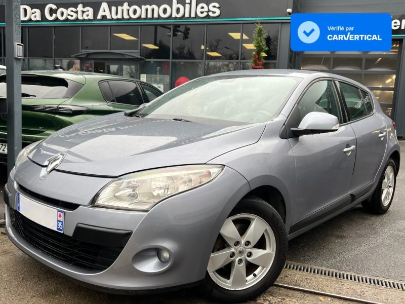 RENAULT MEGANE 3 III 2.0 16V 140 Cv BOITE AUTOMATIQUE 5 PORTES - GARANTIE 1 AN