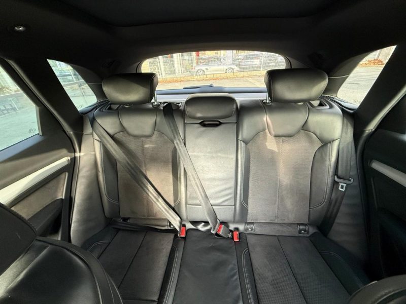 AUDI Q5 2.0 TDI 163CH S-LINE EXECUTIVE QUATTRO  Toit Ouvrant