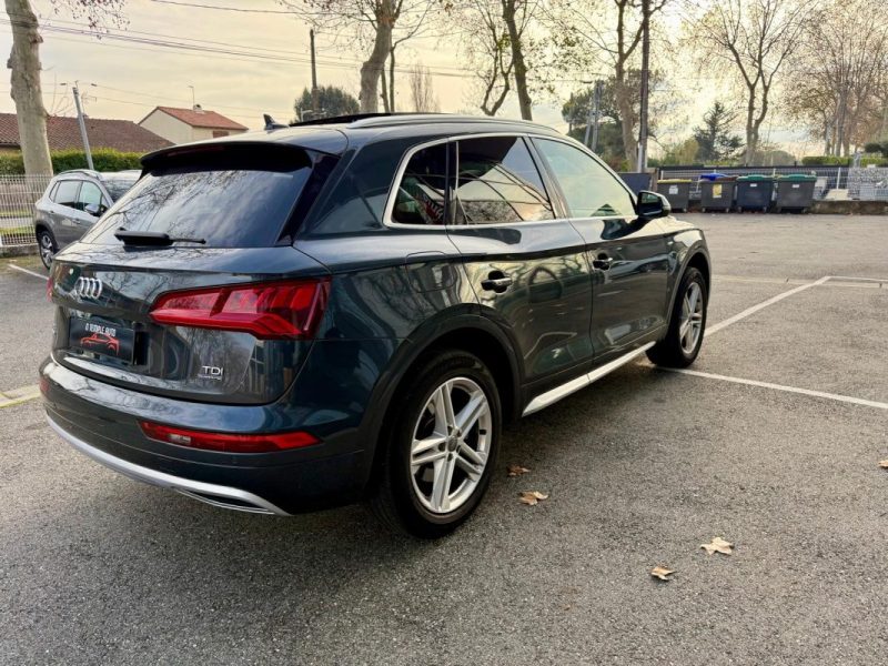 AUDI Q5 2.0 TDI 163CH S-LINE EXECUTIVE QUATTRO  Toit Ouvrant