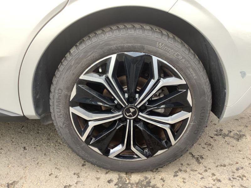 DS DS 4 BlueHDi 130 EAT8 Opera