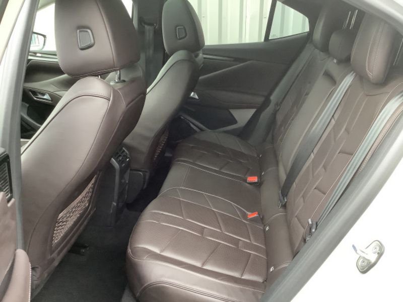 DS DS 4 BlueHDi 130 EAT8 Opera