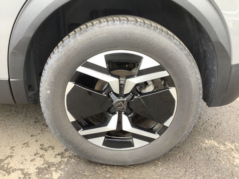 Peugeot 2008 PureTech 130 S&S EAT8 GT