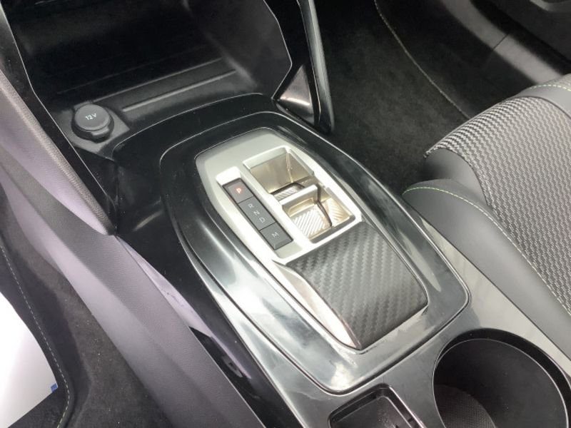 Peugeot 2008 PureTech 130 S&S EAT8 GT