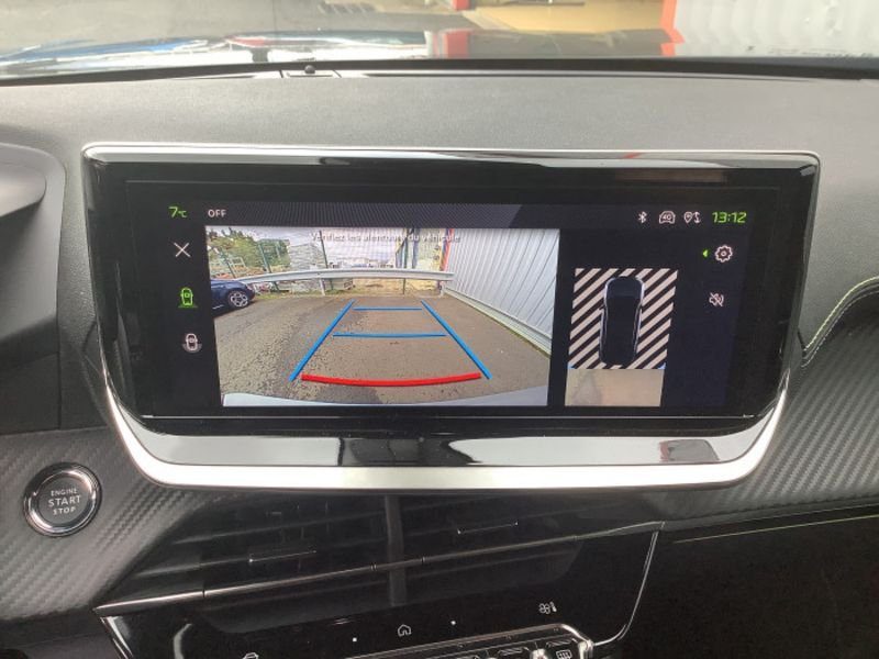 Peugeot 2008 PureTech 130 S&S EAT8 GT