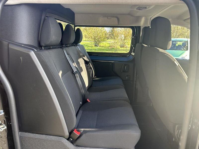 Citroën Jumpy M CabAppro 2.2 D 180 EAT8 5pl PackPremiumConnect JA17 Pack Look Camera