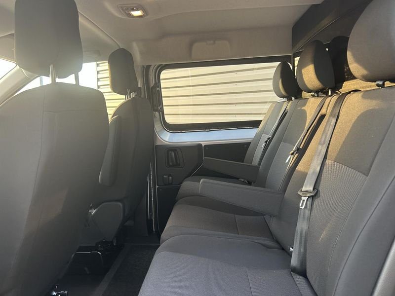 Citroën Jumpy M CabAppro 2.2 D 180 EAT8 5pl PackPremiumConnect JA17 Pack Look Camera