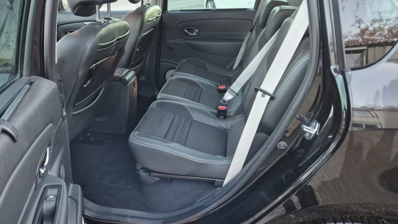 RENAULT SCENIC III 1.5 dCi 110 ch EDITION BOSE ECO²