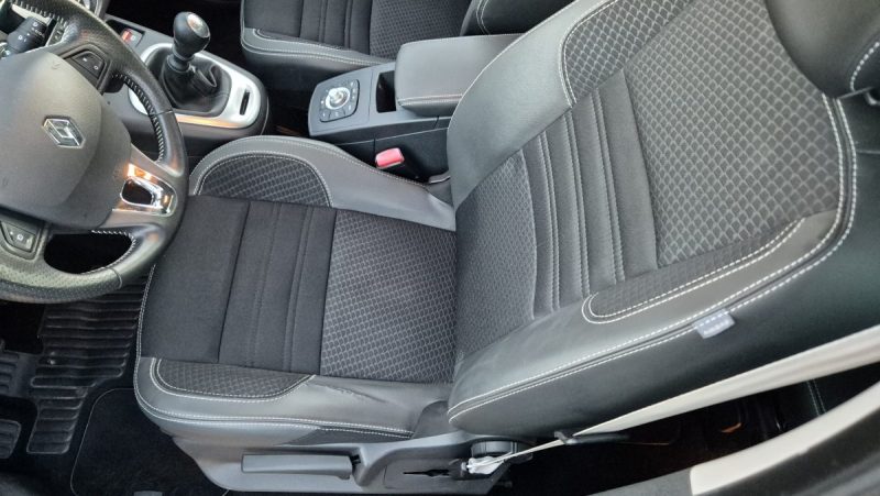 RENAULT SCENIC III 1.5 dCi 110 ch EDITION BOSE ECO²