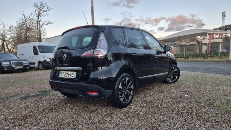RENAULT SCENIC III 1.5 dCi 110 ch EDITION BOSE ECO²